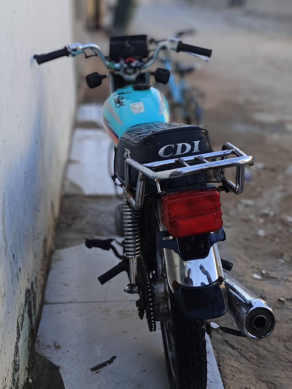 سلام عليكم نامه للبيع نضافه 100/75دراجه مال حناي تجي تفحص وتطلع بيه وتشوفه مكينه تخبل بس ناقصه باتري دراجه حلوه تخبل سرعه وشلعه حلوه سعر ادراجه 450وبيه مجال مكان طويريج شارع اربعين  الستفسار اتصال ***********
