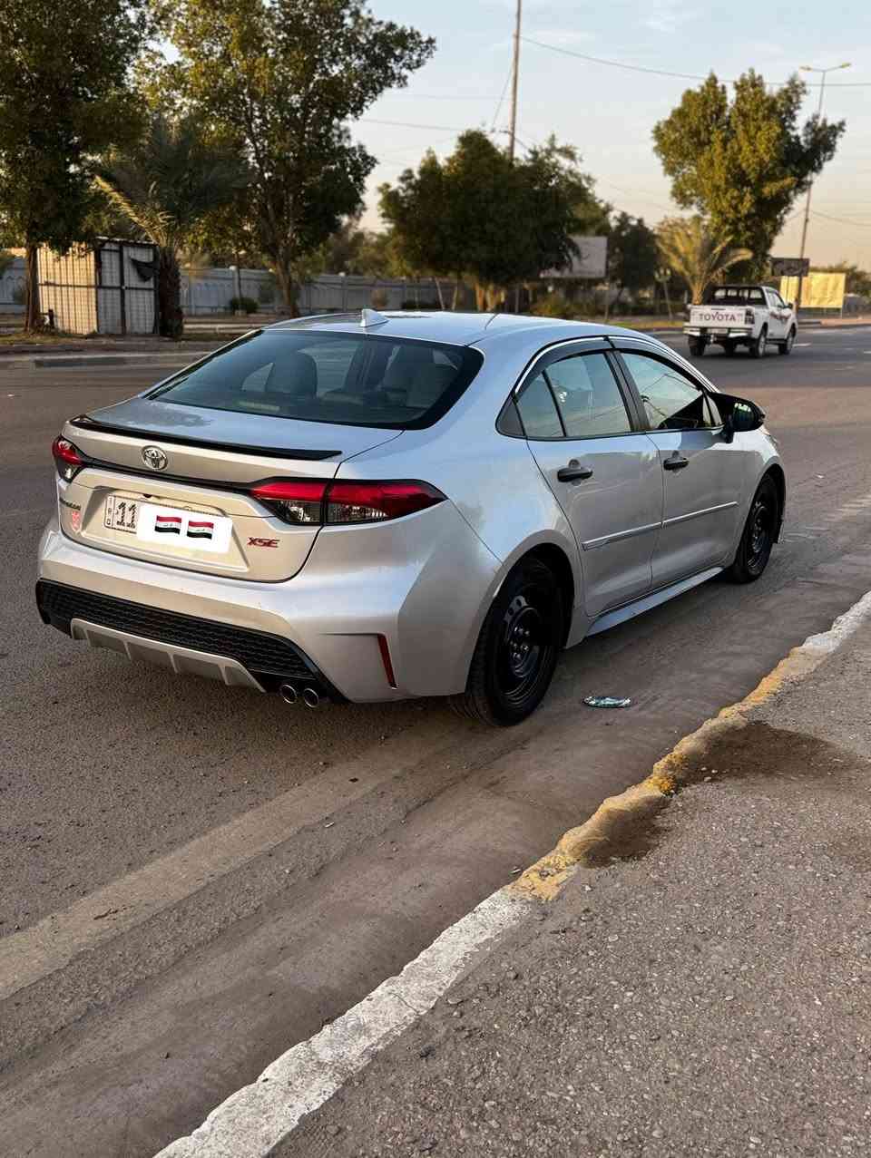 سلام عليكم
كورلا مديل ٢٠ رقم بغداد 
فول موصفات واحد ع واحد 
بيه ٣ قطع صبغ 
مكان بغداد
السعر ١٢٣وبيه مجال 
***********
