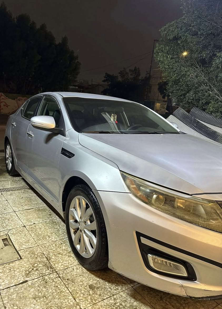 سلام عليكم اوبتمه موديل 2015 ماشيه 79 وارد امريكي بدون دواخل بيه باب امبدل ابلادي وباب الخلفي مصبوغ بدون معجون مكينه كير مكفول سياره جديده رقم بغداد دولي هزه جديده مكان بغداد شارع فلسطين  118معروض***********
