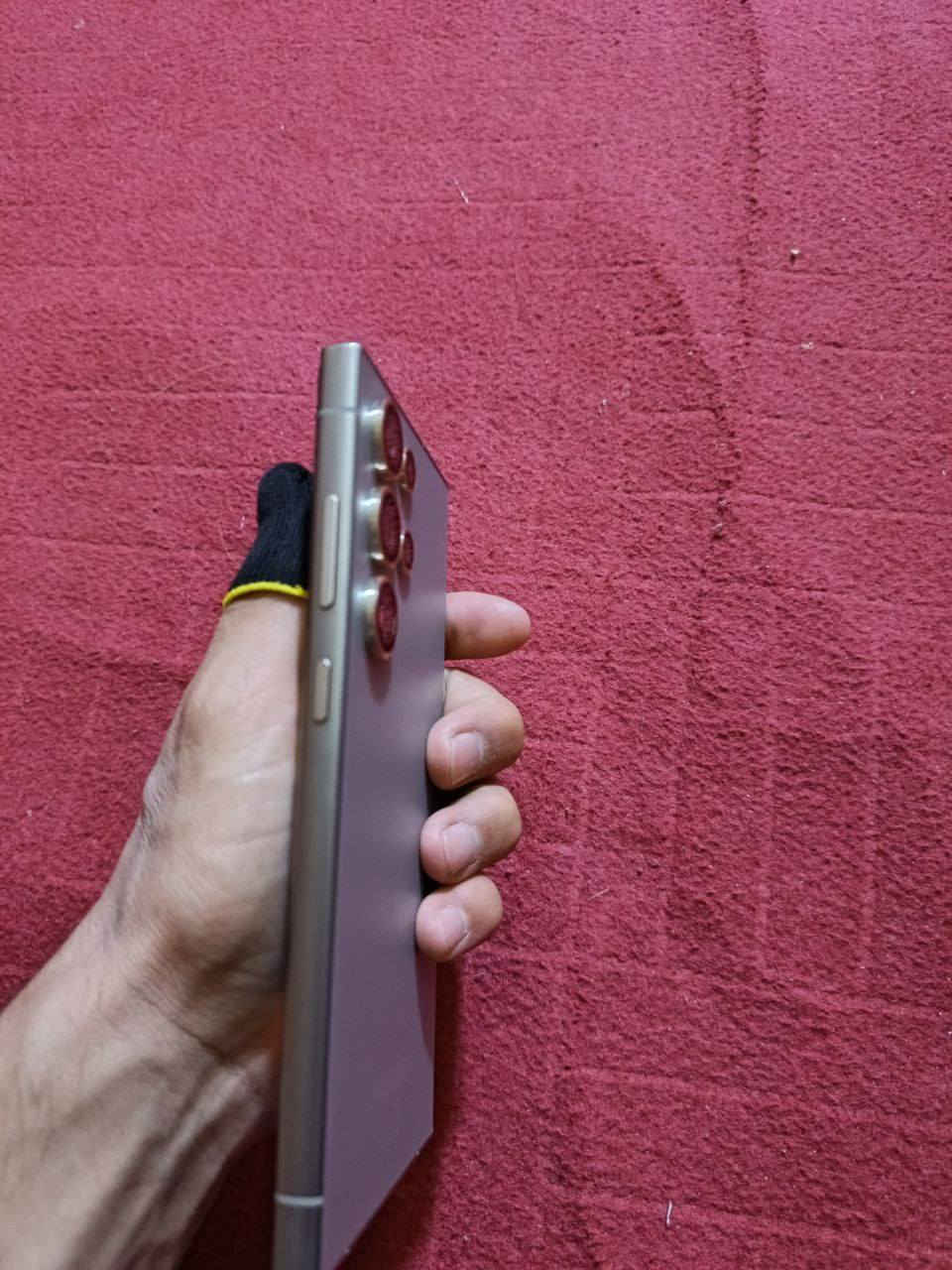 للبيع اس 24 الترا
مكول وتر
ذاكراه 256
تيتانيوم
غراض كامله
سعره 950 وبي مجال 
مكاني نجف مشخاب 
***********
