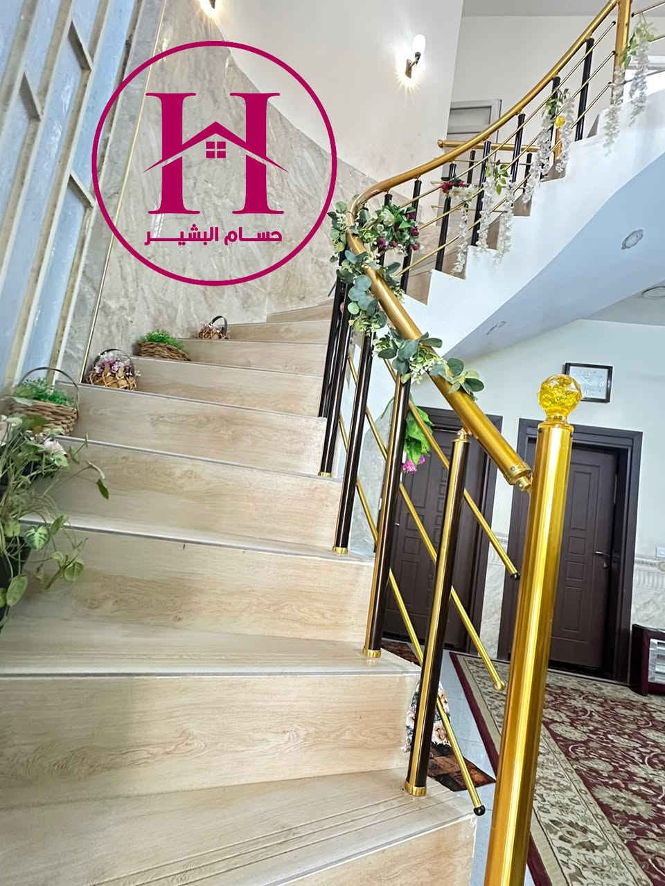 عقار للبيع 

الموقع حي الدوانم 

المساحه 150 متر طابقين 4 غرف نوم

البيت بناء حديث

الأستثمار الأتصال على الرقم 
***********  او مراسلة الواتس اب 
سيكون الرد على الجميع 
             حسام البشير
