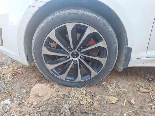 سلام عليكم
تخم ويل كب  حجم ١٨مع تتخم تاير جديد  السعر ٣٥٠ او بي مجال 

مكانة الديوانية قضاء المهناوية

***********
