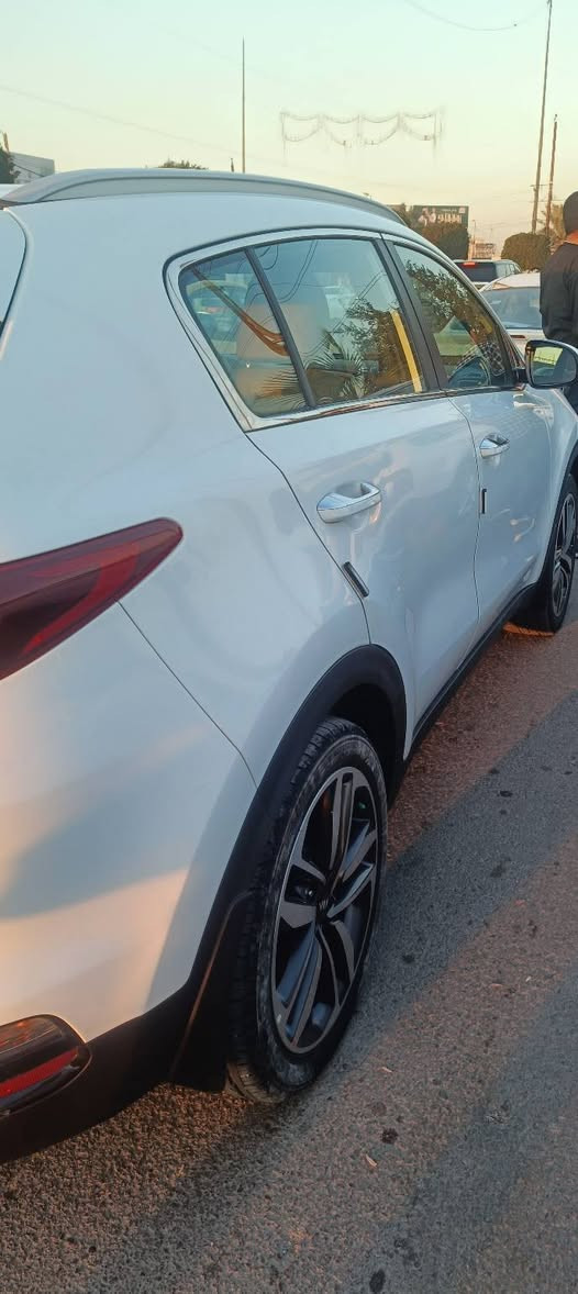 سبورتج خليجي 2019
مكفولك كفاله عامه گير مكينه حداديه تخم تاير
مواصفات نص فول السونار مرفق ب المنشور
السعر 197 وبي مجال بسيط
مكان السياره بغداد ***********
