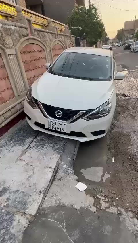 نيسان ستورا 2024 ماشيه 15 الف
بيه بار. بس جاملغ امامي جهه يمنه  سياره نضيفه
رقم هاتف ***********
