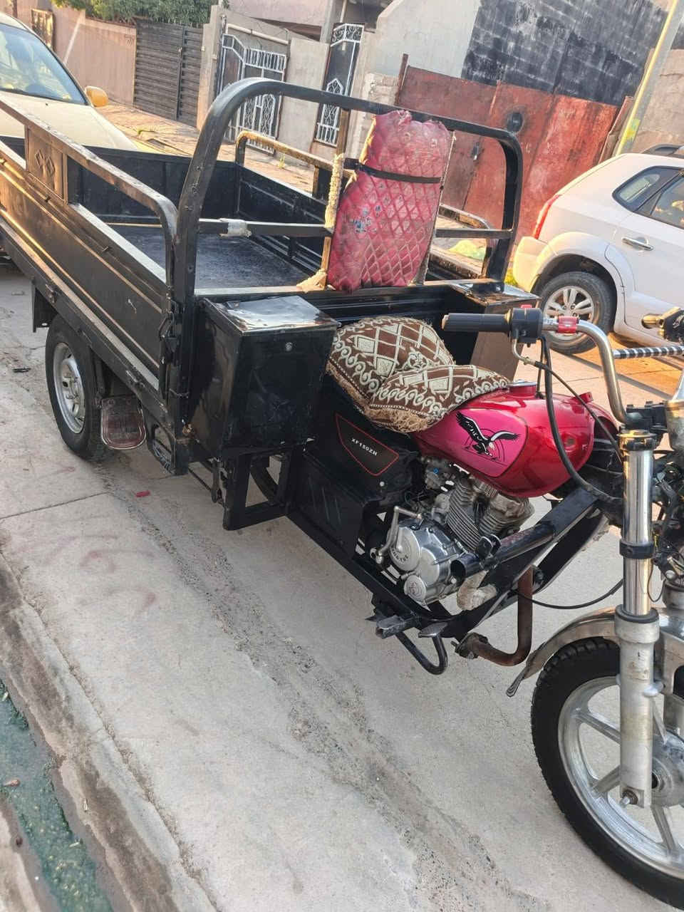 ستوته للبيع موديل 16 محرك ,23 شرط ركبه وشاصي سعر 950 قفل 

***********
