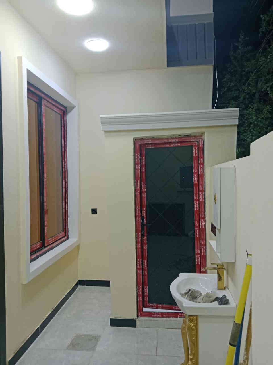 #بيت_للبيع_الجميع بيت مساحة 100م واجهه 6.25 نزال 16 بناء درجة اولى سند 25 تنازل شركة .. الدورة البوعيثة مجمع العدل للأستفسار *********** متوفر واتساب
