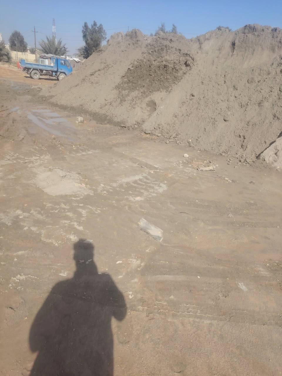 #تجهيز حقداق برمل الشاطئ الزميج وحفر الطبقه #السبيس وتخلي الزميج كادر متخصص #انسب السعار #زميج الحله شرط الزميج وعدنا زميج الكوفه  *********** @إشارة
