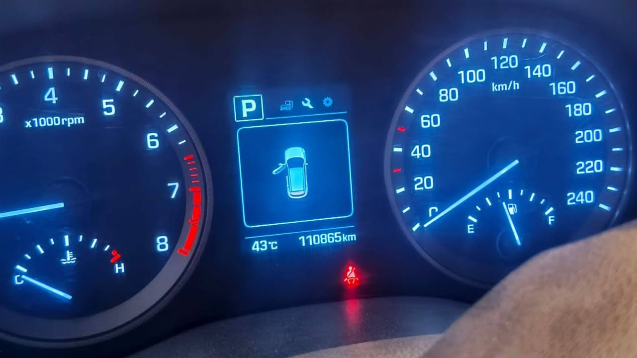 توسان ٢٠١٨ خليجي مكفول عدا رصعه صغيره مثل موضح في السونار السعر ١٨٠ بيها مجال بصيط مكاني بغداد الدوره ***********
