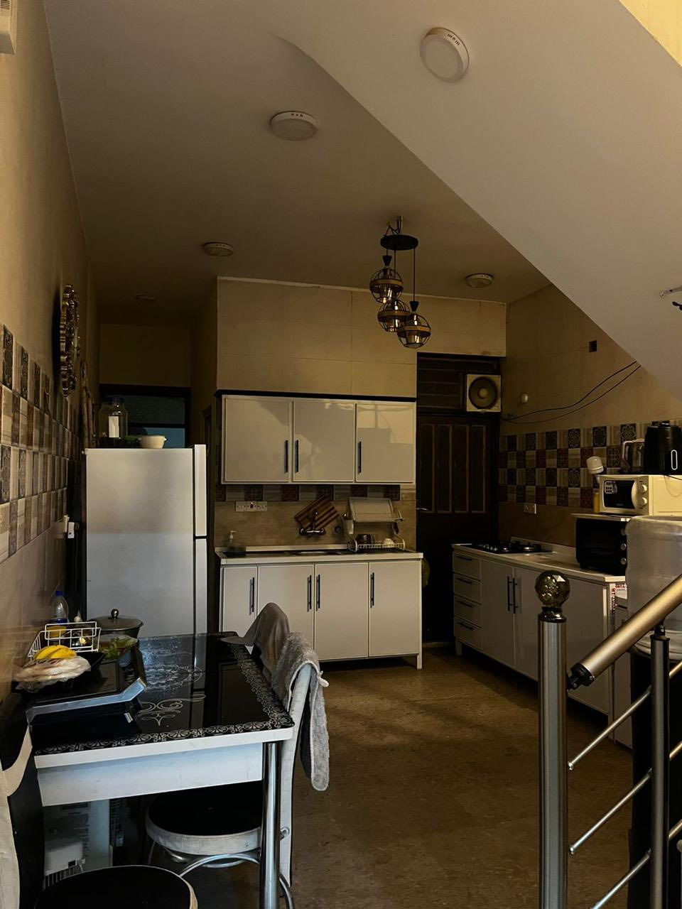 دار للبيع ملك صرف سكني
على طابو الاعظمية

مساحة ٦٤متر  بلسند واقع حال ٧٤ متر الواجة ٤ متر النزال ١٨.٥  يحتوي على اربع غرف نوم  وخدمات صحيه عدد ٢

الطابق الاول يحتوي على صاله ومطبخ وغرفة نوم وخدمات

الطابق الثاني يحتوي على ثلاث غرف نوم وخدمات

بيتونه وصطحين 

شارع عرضه ١٢ متر بصف الركن

قريب على الخدمات 

خلف سوق السمكة 

بناء حديث سنة ٢٠٢١

السعر 220  وبي مجال

مكتب يونس للعقارات والمقاولات العامة  الصليخ ال600

*********** يونس للعقار 

*********** إبراهيم للعقار
