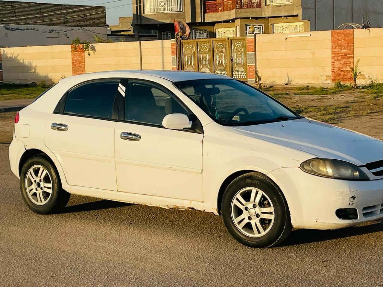 (مكلف بالنشر.)
اوبترا موديل 2006 خليجي اوتوماتيك رقم بابل دولي. 
سياره حلوه جاهزه من كلشي ما بيها نقص.  
مكينه كير جديدات تخم تاير كهربائيات كله جديد. 
بيه طخه بل جاملغ.
(السعر ب 43 وبيه مجال.) مكان السياره بابل القاسم. 
,,,
(( *********** ))
