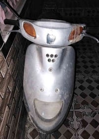 دراجه جوكي خمس عيون دراجه نضيفه بس متروكه صار 3أشهر  هندر وسلف وكهربائ...