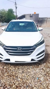 توسان 2017 رقم بغداد دولي للبيع وارد امريكي مكينه 1600 سوبر توربو  فقط...