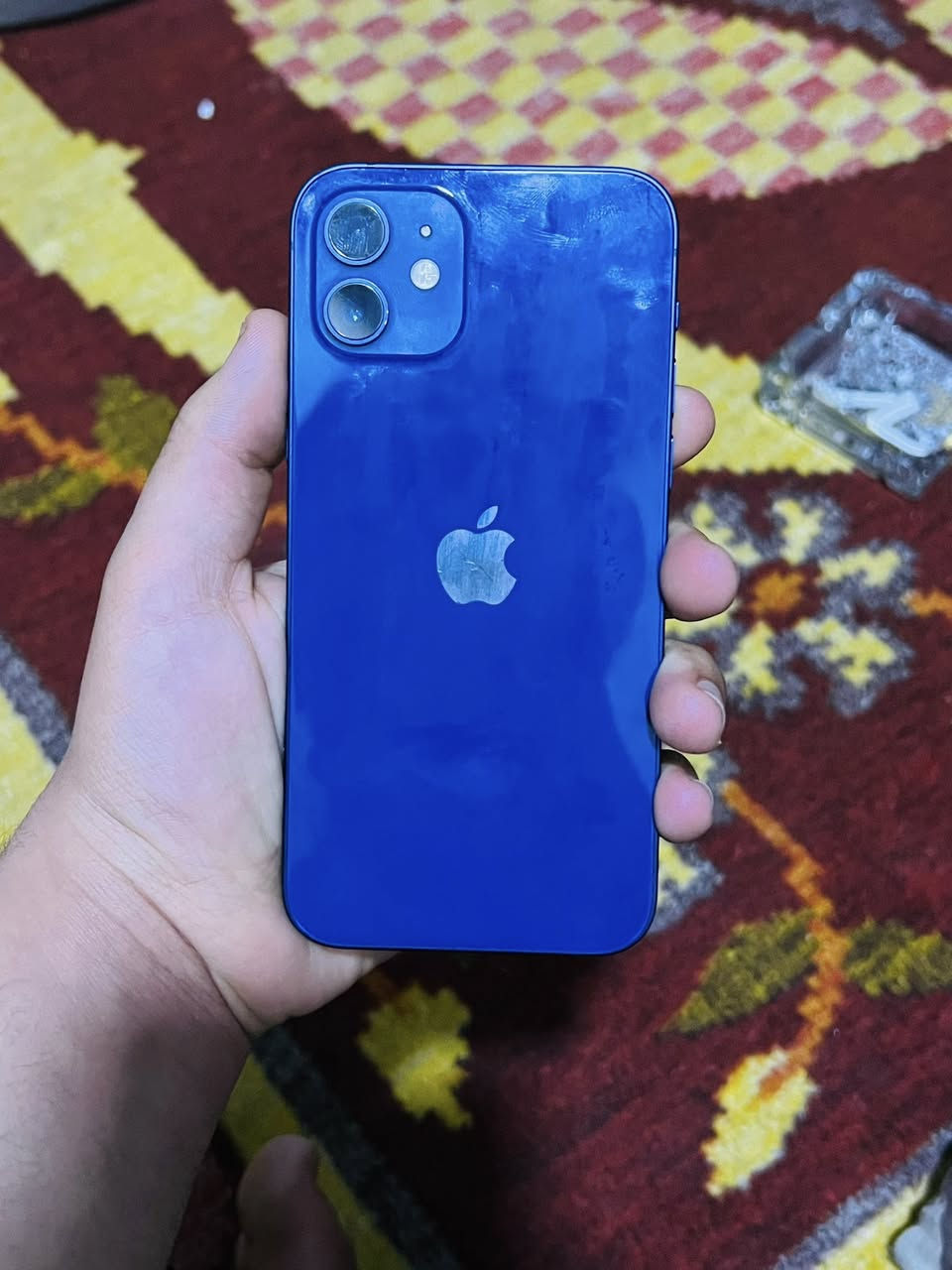 السلام عليكم جهاز ايفون12 عادي جديد ضد المي وكلو شرط ذاكرتو128 بطاريه81 الجهاز لوك مابي طخه بل شاصي والجهاز اخو الجديد شرط كلو نورمال السعر300 ويرهم مراوس  للتواصل***********
