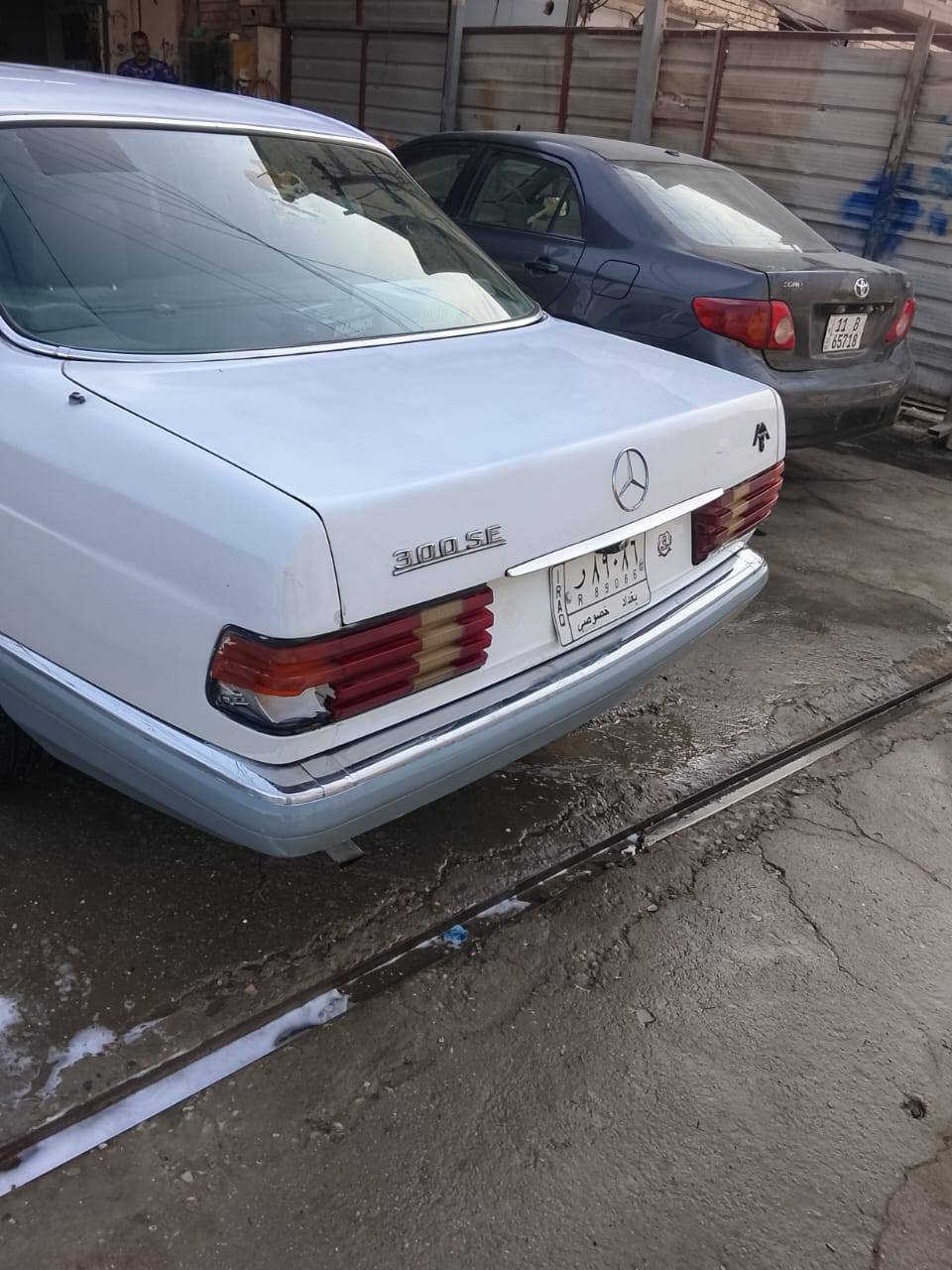 مارسدس رئاسي موديل ٨٣ محدث ٩١ مصبوغا عام جماليه رقم بغداد
مكان بغداد بيهااا تلحيضات بسيطه
سعر ٥٥بيها مجال حك جياا
مراوس
***********
