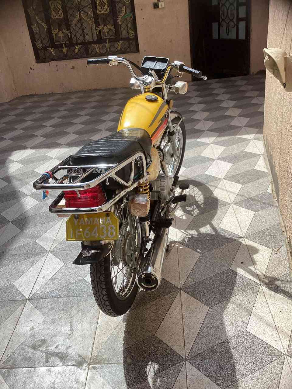 السلام عليكم دراجه نامه متياز باب الول 3 احرف جديده موديل 2025 ما عايزه أي شي كله شغال أوراق وكيل اصلي السعر 650 وبيه مجال رقمي *********** عنوان بابل سياحي
