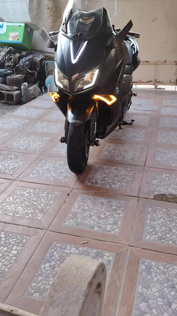 السلام عليكم
دراجه TMAX 2017
دراجة بحالت الوكاله مكفوله كفالة عامله من كلشي
فول تزويد كله اصلي اشاير شمعه +كامره اماميه خلفيه+صالنه كروم رياضيه +استرايح رياضي اصلي+طلاعت رياضي اصلي+مري رياضي اصلي+بكره قايش رياضي اصلي+يدات رياضي اصلي +تتفئه الكتروني
وبعد بيها هواي تزويد ماذكرهن موضحات بل فيديو
مكاني بغداد الزعفرانيه راقم *********** السعر 55وبيها مجال بصيط الطيبين
