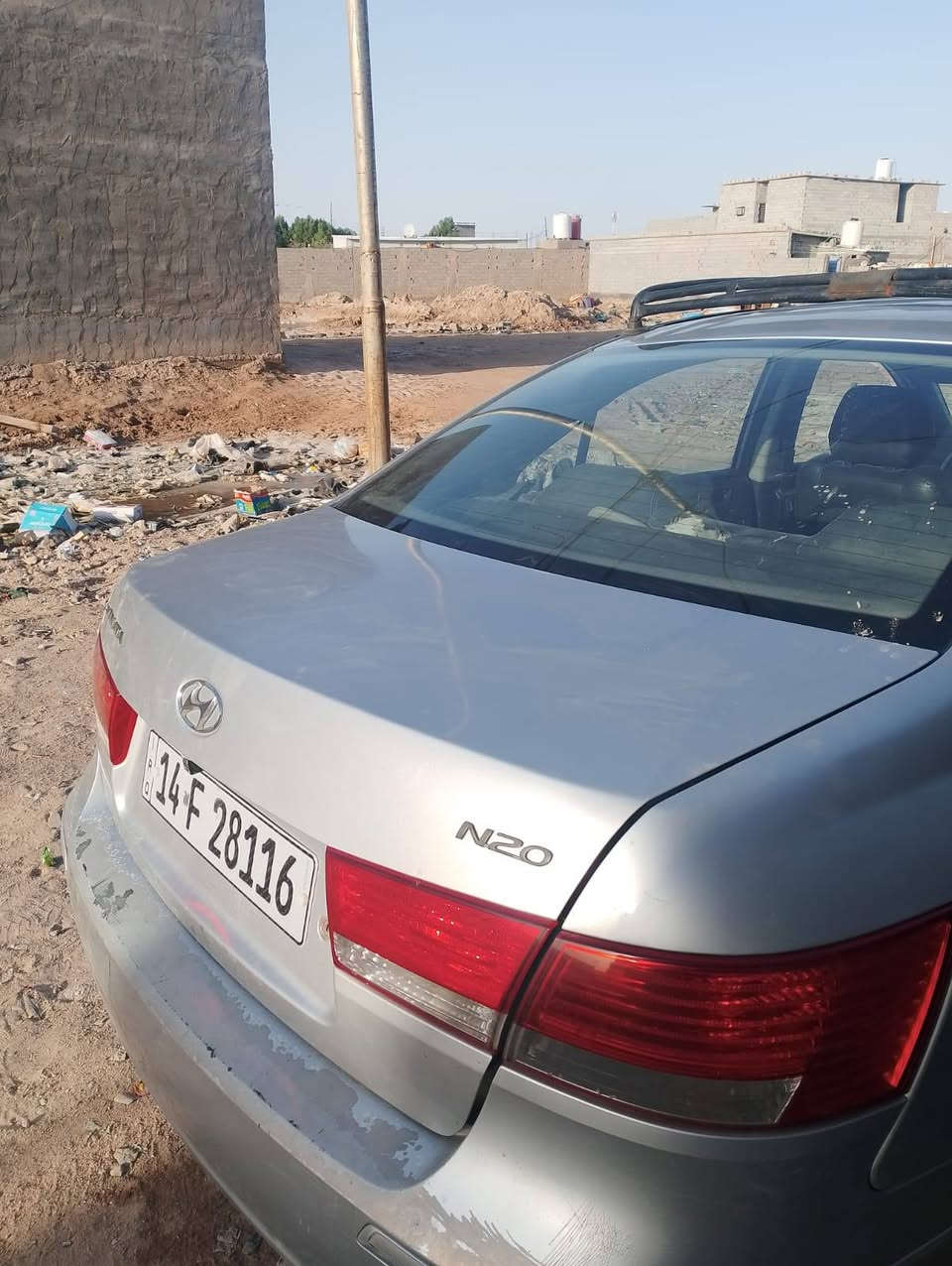 سلام عليكم 
سيارة سوناتة موديل٢٠١١ رقم انكليزي سنوية جديدة سيارة مكفولة من الضربة القوية بيها فقط طختين بارد  والمكينة والگير مكفولات الحدادية  مالتها حلوة تبريدها ثلج
السيارة جاهزة  كبل للشارع ما تذب عليها اي شي
العنوان البصرة شط العرب الصالحية
السعر ٩٣ وبيها مجال 
للاستفسار اكثر اتصل ***********
رجائا الرقم بي واتساب والاتصال فقط ع الرقم وليس على الفيسبوك شط العرب, البصرة
