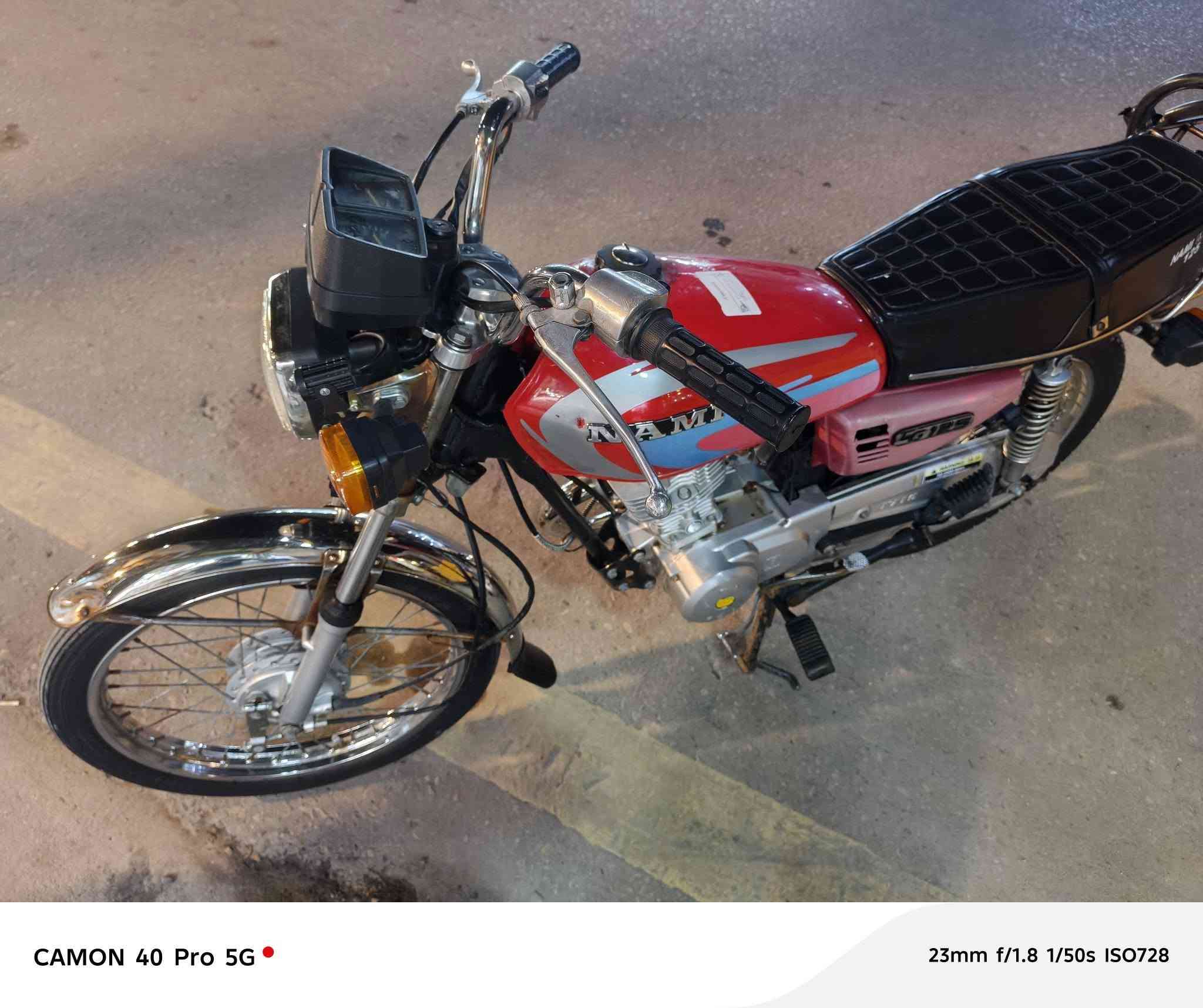 السلام عليكم 
موديل ٢٣ نامه باب أول أوراق ٨  محرك مكفول من كلشي جاهزه سعره مليون وتلثميه وبيه مجال خاص مفتوح أو اتصال ***********
