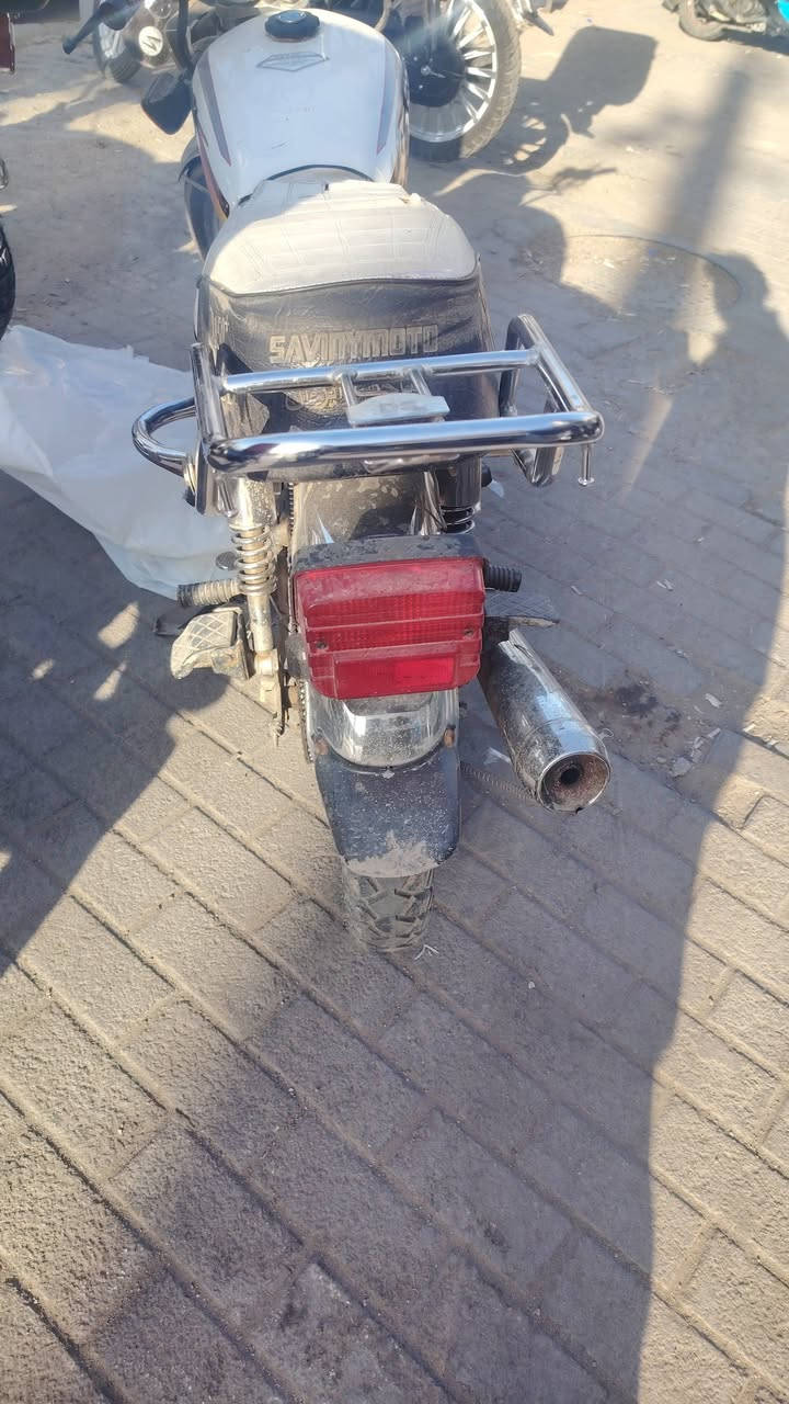 السلام عليكم من رخصة الادمن المحترم
دراجة ايراني للبيع موديل 2021 الدراجة كلشي بيهه بلادي هندر سلف كهربائيات كلهه شغال بيهه صوت بلجواكيج الدراجة اتداريهه بلدهن ماعليهه شي السعر 450 وبيهه مجال للطيبين مكاني بغداد مدينة الصدر


**إذا كنت صاحب هذا الإعلان وتريد حذفه لأي سبب، رجاءا أرسل رسالة إلى الدعم الفني**