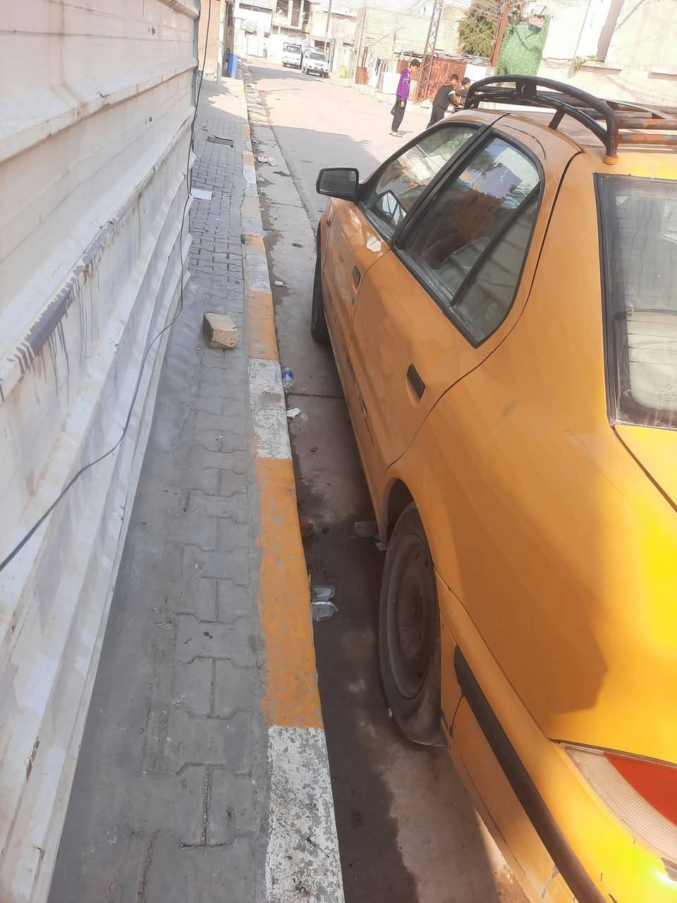 السلام عليكم سمندموديل 2011نضيفه كير ومحرك نضيفات وصدرجديد السعر26 رقم ***********
