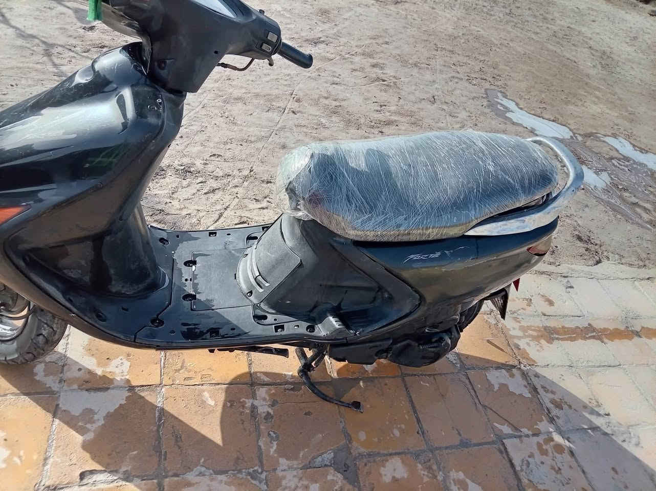 سلام عليكم فراشه للبيع صوت ناعم مكينه لاتنقيص ولا تبخير دراجه جديده  سلف كهربائيات شغاله وماماشيه سعر 290 قفل 

المكان الهوير فلكه الخاص 
‏‪0775 740 8549‬‏
