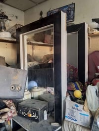 مراية ٢ • مرايات حلاقين • مستعمل