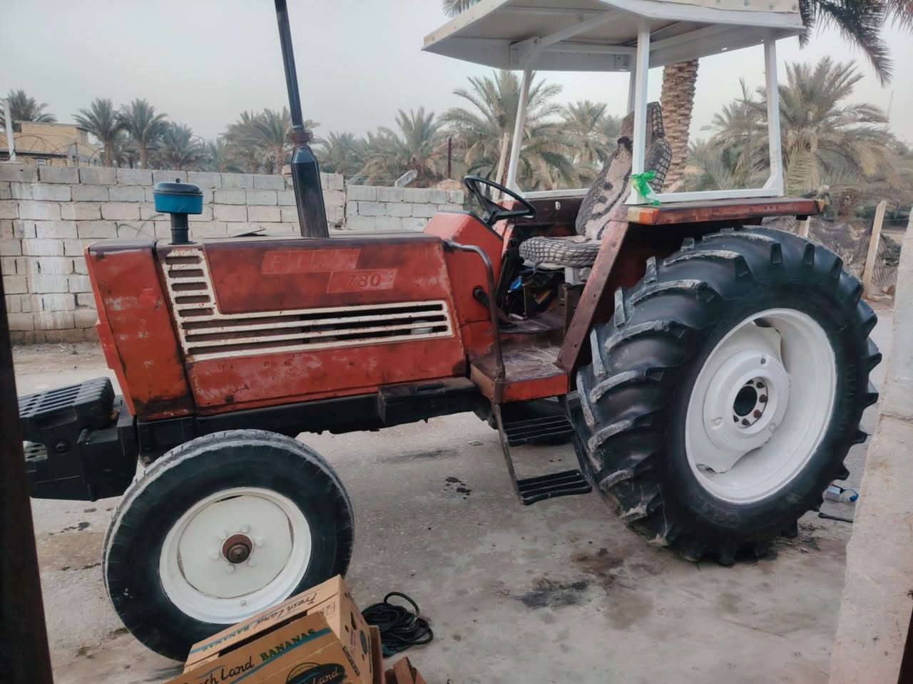 سلام عليكم أفيات البيع 780 أصوليه رقم وسنويه رقم أنكليزي سنويه ال 27 مكفوله من كلشي تخم تاير وره وكدام كله جديد مكينه جاهزه من كلشي ألاتصال ***********
