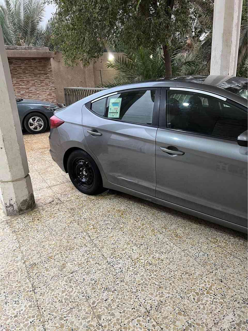 النترا 2019 وارد أمريكي جاملق وبنيد 
رقمه أربيل سنويه بعد 9 اشهر وتنتهي 
سياره مكينه وكير كفاله كيرهه اي تي مكاني بصره ابو الخصيب السعر 120 وبيها مجال 
استفسار *********** البصرة, العراق
