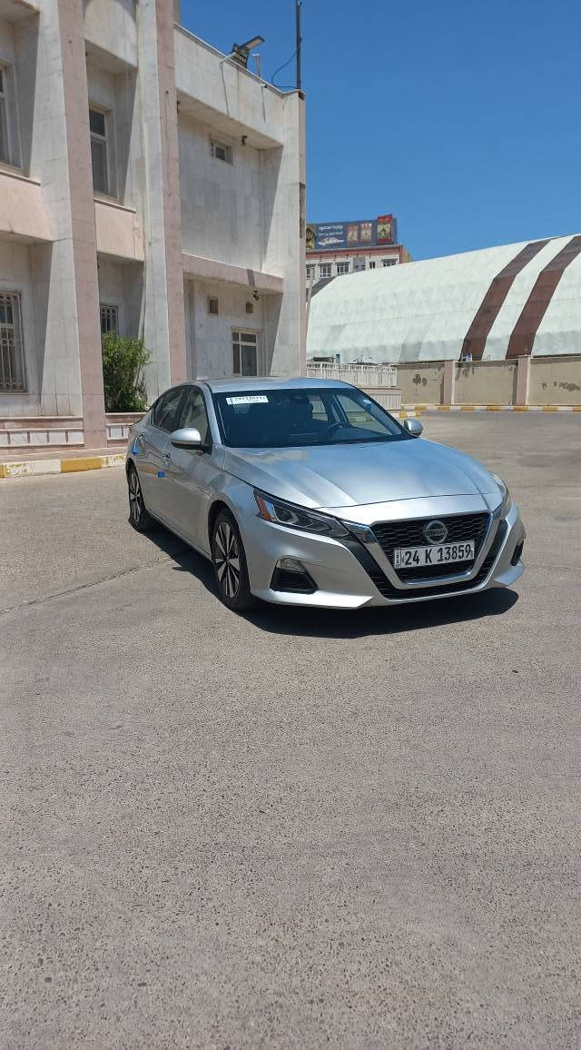 واتساب ***********
نیسان التیما مودیل 2022 SV
جاملخ و ربع بوند صبغ بدون دواخلی 
کیر محرك تبرید کهربایات بشرط
رادار و فحم کزوز بلادی
مواصفات SV_شغال_ویل کروم_شاشە جبیر
تحویل وکالە بشرط_ سیارە بدون مصرف💯
سعر 132$مجال *********** اكر, نينوى
