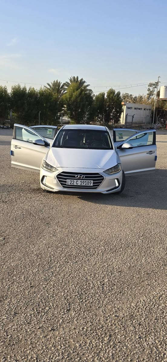 سلام عليكم ألنتره مديل  ٢٠١٧  للبيع محرك ٢٠٠٠ دوش سياره جديده مال جناي السعر ١٢٢ رقم الاتصال ***********
