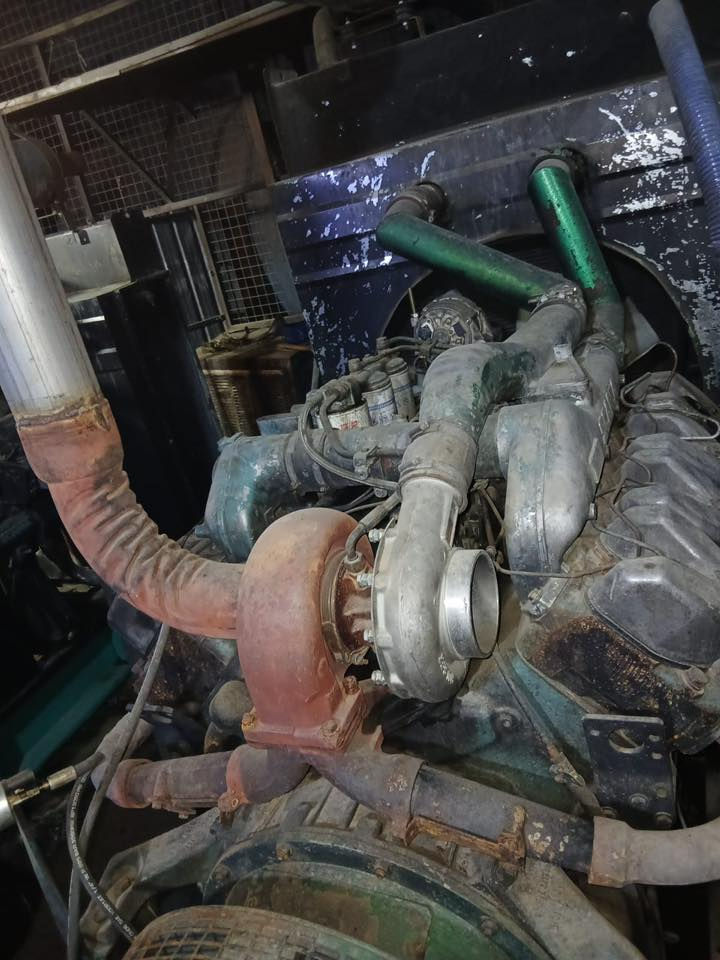 سلام عليكم مولد8 صفر 10مكينه كهربائيه سايس ستندر توليد350 بلادي اي ستفسار اتصال على رقم مامتوفر بالخاص(***********)
