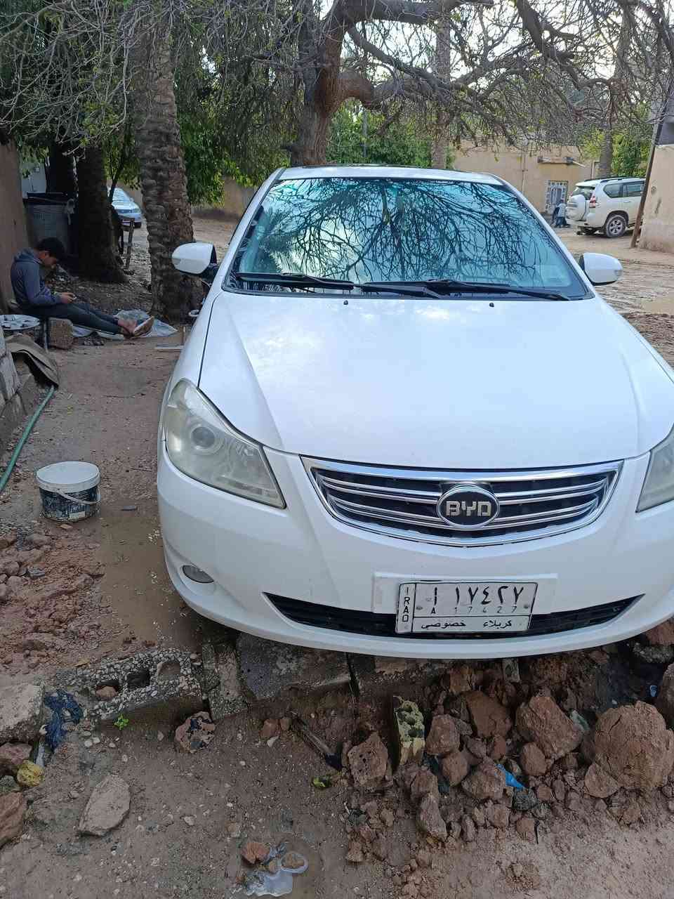 بي واي دي . G3   موديل ٢٠١٣ . فول مواصفات . كير عادي . بلاديه . كفاله من حادث أو صبغ . عدا . تصليح خياسات  . جاهزه مكينه . كير وحداديه.  . رقم كربلاء .  السعر . ٥٢$   للاتصال  ***********.  مكان السياره كربلاء
