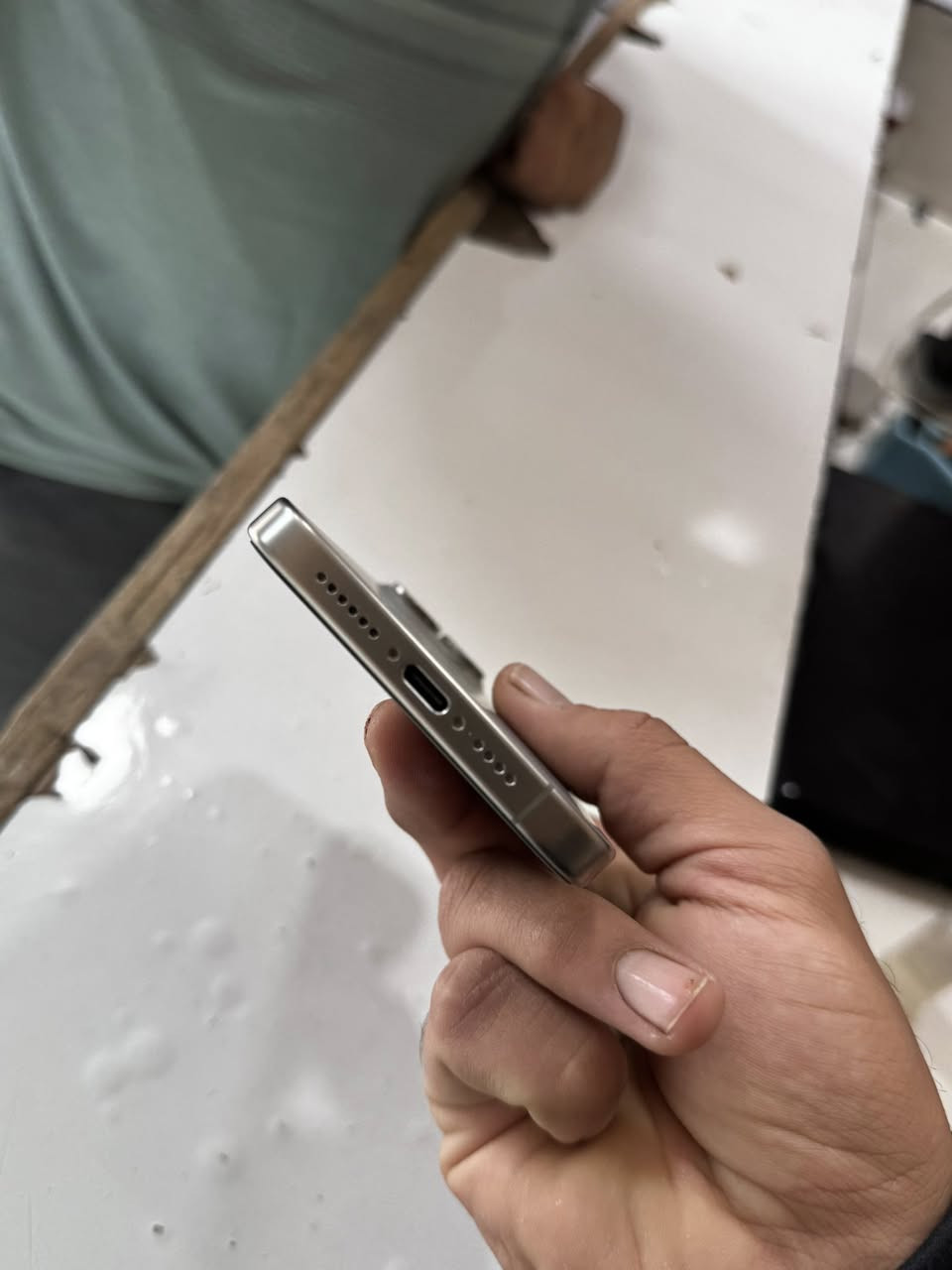 السلام عليكم 15 برو ماكس ماستر لا مفتوح ولا مبدل بي شي مكفول بطاريه 89/سعر مليون قفل
قرب مجمع بسمايه

***********
