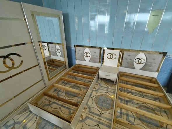 غرفه نوم تركي شبابي سريرين منفصلات بسعر مناسب
٣٧٥ الف مع النقل والشد الطابق الأرضي داخل محافظة النجف الاشرف ***********
