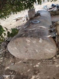 تانكي حديد البيع ثقيل سعر ٣٥٠  سكن بغداد ٠٧٧٠٣٢٢٢٦٢١ ٠٧٨٢٦٤٠٢٣٠١