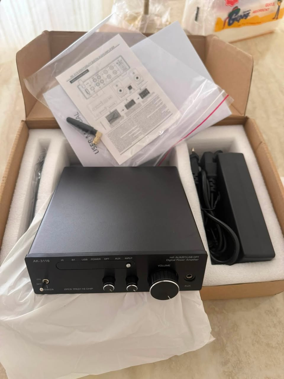 مضخم صوت ٢٠٠ واط بلوتوث و وابتيكال السعر ٧٠ الف AK-3116


**إذا كنت صاحب هذا الإعلان وتريد حذفه لأي سبب، رجاءا أرسل رسالة إلى الدعم الفني**
