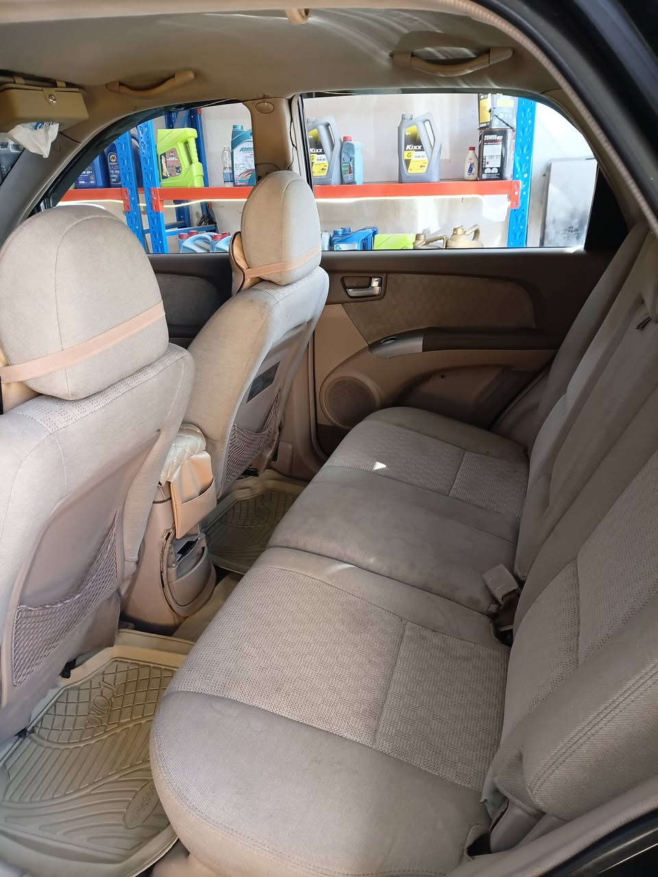 سلام عليكم كيا سبورتج موديل ٧ أمريكي صبق فقط بنيد وجاملق بدون معجون بسمي مكانها بغداد الدوره اسعر ١١٠ وبيها مجال مكينتها بيها لاستيك ولف رقم الهاتف *********** غير متواجد علفيس
