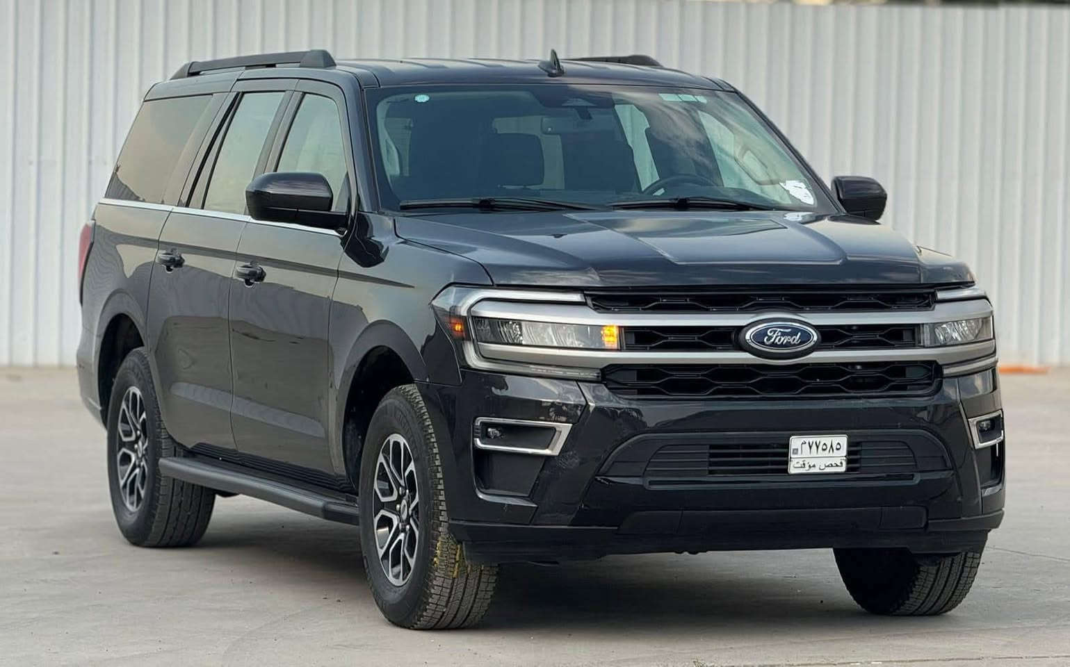 فورد اكسبدشن 2024 XLT
🟢 Ford Expedition 2024 Xlt MAX

حجم المحرك V6 سلندر (3.5L) توربو
عداد المسافة 300 ميل / زيرو 
عدد المقاعد 7 راكب

🔴 المواصفات : فول عدا الفتحة
بصمة تشغيل - بصمة ابواب- تشغيل عن بعد- صندوق شفط كهربائي- رادار امامي (تحديد مسار)- رادار جانبي (نقاط عمياء)
رادار خلفي (التحذير من الاصطدام) -تحكم وضعيات القيادة Drive modes - شاحن موبايل Wireless 
كشنات جلد- كشنات تدفئة+ تبريد
كشنات خلفية تدفئة 
سستم سماعات Bang&Olefsen
تحكمات - اوتو بارك Auto Park - اوتو ستارت Auto Start
اوتو ستوب Auto Stop- اوتو هولد Auto Hold
منافذ AUX+USB- مانع انزلاق+ABS
وبقية المواصفات المعروفة
———————-
بيها تبديل بنيد وجاملغ  صور الحادث بالمنشور
السعر : 285 ورقة
للاستفسار اتصل
***********
