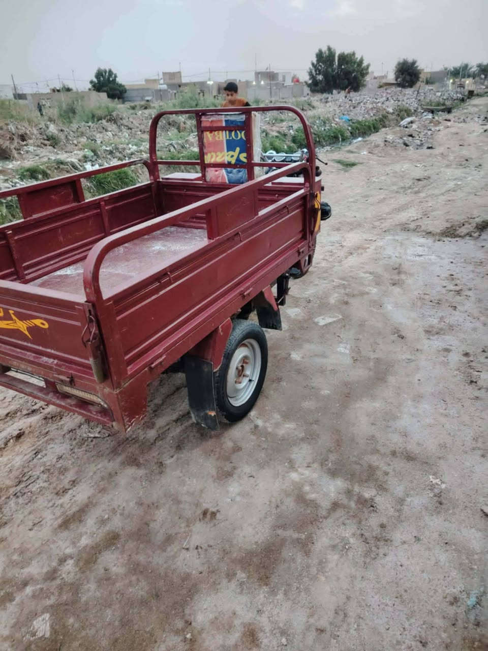 السلام عليكم ستوته للبيع موديل 22 رقم او سنين رقم نكليزي دراجه لا متعوبه دراجه نضيفه او عله حسب الصول مكفوله كفاله عامه العنوان الديوانيه الحمزه الشرقي ***********
