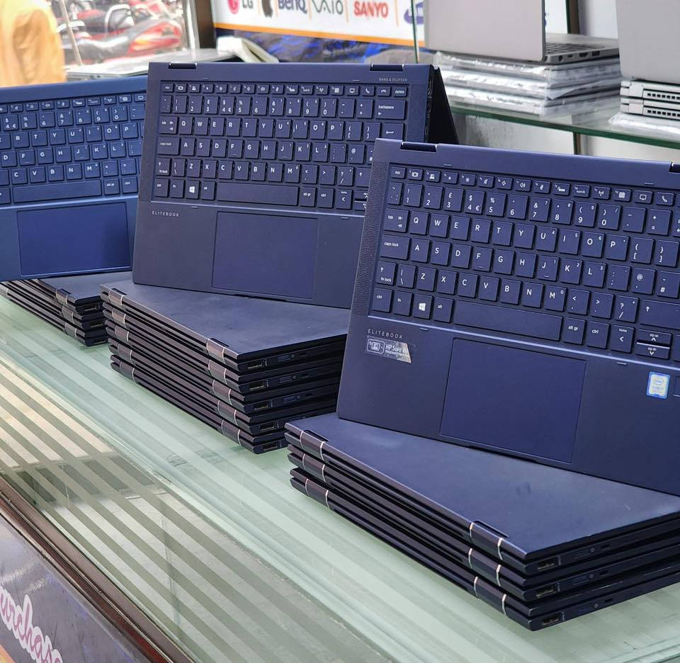 *HP Dragonfly 😎*
- *Processor*: Intel Core i7 (10th Gen, up to 4.9GHz)
- *RAM*: Up to 16GB LPDDR4x RAM 💻
- *Storage*: Up to 512GB PCIe NVMe SSD 💾
- *Display*: 13.3" FHD (1920x1080) Touchscreen 🖥️
- *Graphics*: Intel Iris Plus Graphics
- *Battery*: Up to 17 hours 📊
- *Ports*: Thunderbolt 3, USB-A, HDMI
- *Security*: Fingerprint reader, IR camera 🔒

Want more details or check availability?


**إذا كنت صاحب هذا الإعلان وتريد حذفه لأي سبب، رجاءا أرسل رسالة إلى الدعم الفني**