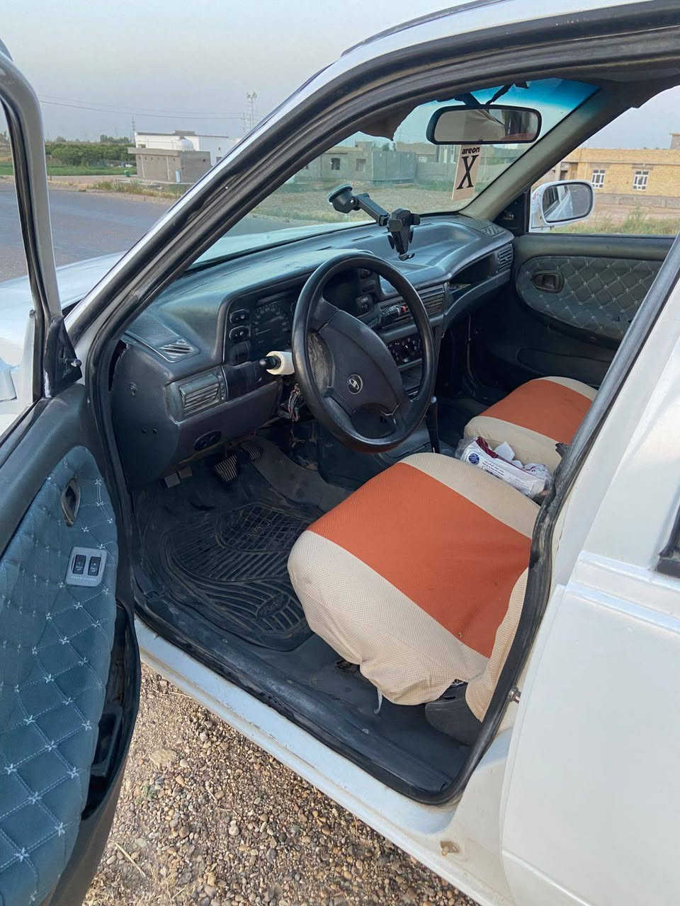 السلام عليكم من رخصه الادمن دايو سلو موديل 94كير اوتو ماتيك رقم ديالى دولي  هزه جديدة تحويل مباشر السيارة مصبوقه عام لجماليه كير ومحرك مكفولات كهربائيات كلها شقلله صدر  امامي خلفي جديد تخم تاير جديد السعر 27 وبيها مجال مكان جزيرة الخالديه رقم الهاتف  ***********

