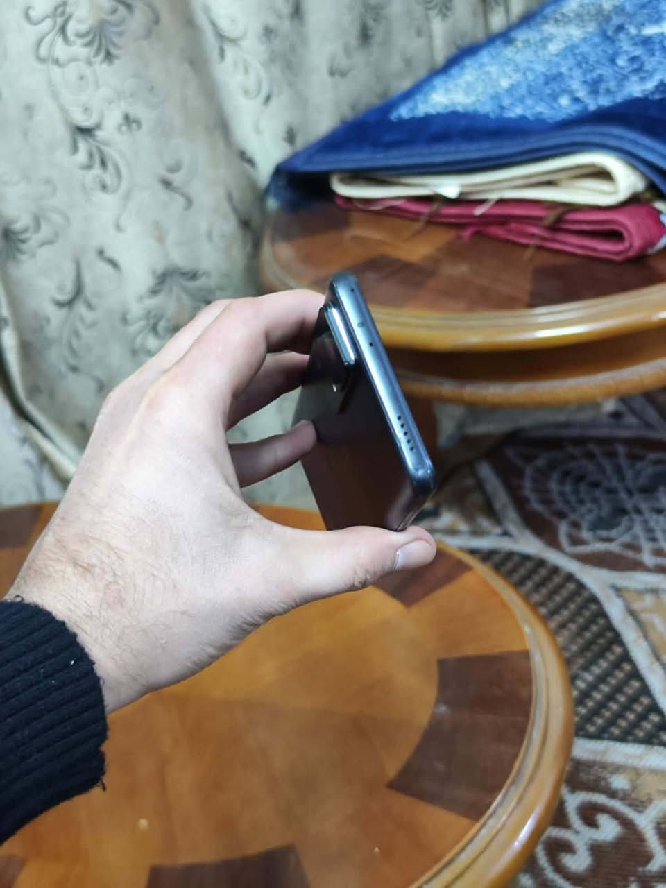 السلام عليكم  شاومي 12 تي برو
ذاكره 256   جهاز مكفول 
شريحتين الكتروني و عاديه 
جهاز بدون ملحقات
 بوبجي 90 فريم 
السعر 275 وبي مجال بسيط مكاني بغداد  

رقمي ‏‪0775 991 4560‬‏
