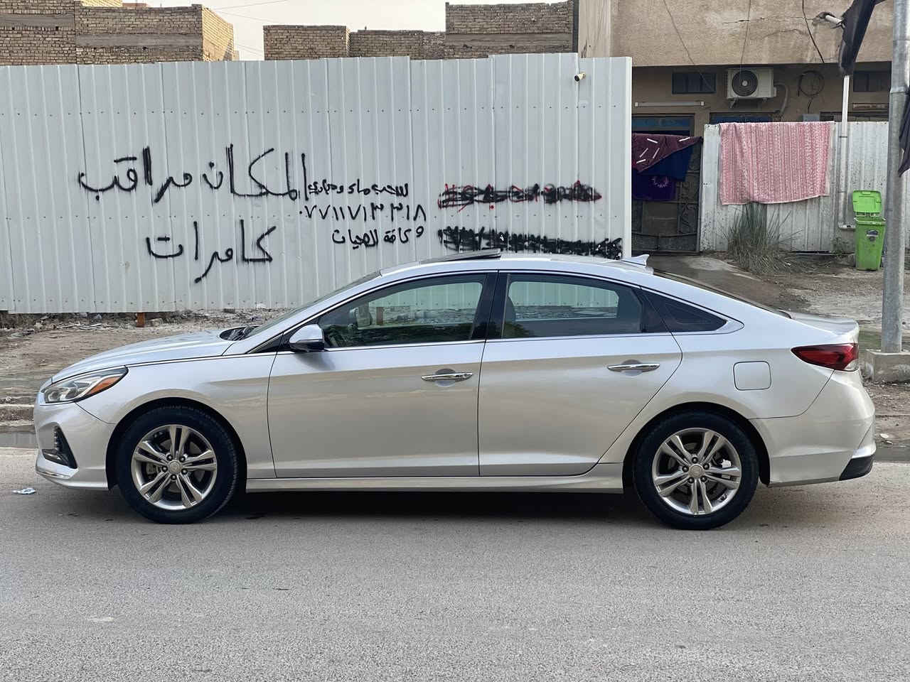 سلام عليكم 
البيع سوناتا لامنتد فول واحد على واحد السيارة حادثها من امريكا جاملغ وباب وبل عراق صار بيه تبديل بنيد هلال جاملغ الخلفي صبغ والباقي مكفول والسيارة كلة مكفولة عادة ذني وماشية 42 السعر ب135 وبيه مجال والسنوية بسمي 
مكانه بغداد ***********
