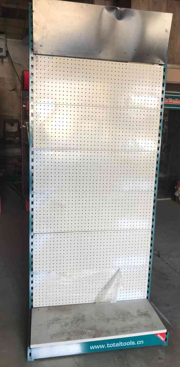 السلام عليكم  عوراض ادوات احتياطية العدد 12 عارضة ووياها جديدة ووياها الستاندات مالتها كاملة سعر العارضة 75000 الف للاستفسار الاتصال على الرقم ***********
