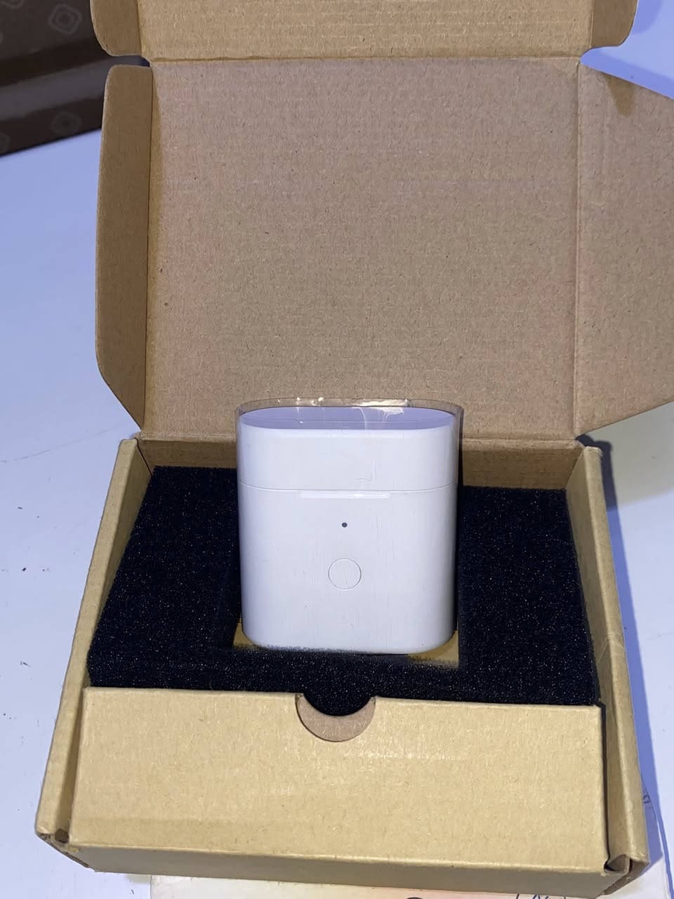 باور اصلي ٣٠ واط شحن سريع و ايربود متواجد خاص واتساب *********** فقط واتساب
