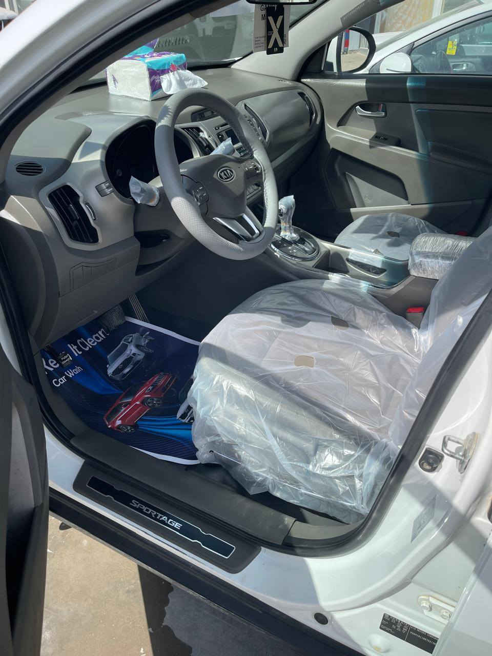 للبيع كيا سبورتج 2011  خليجي فول مواصفات واحد عله واحد عده لبصمه سياره بسمي رقم سليمانيه تريد وكاله تريد تحويل سياره كفاله عامه  السعر 140  ورقه مكان سياره بغداد جسر ديالى جديد فقط بس بيع مراوس ماراوس الهاتف ***********   ***********
