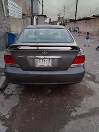 كاميرا للبيع 2005 جير ومكينه مقفولات تبديل 07877111408