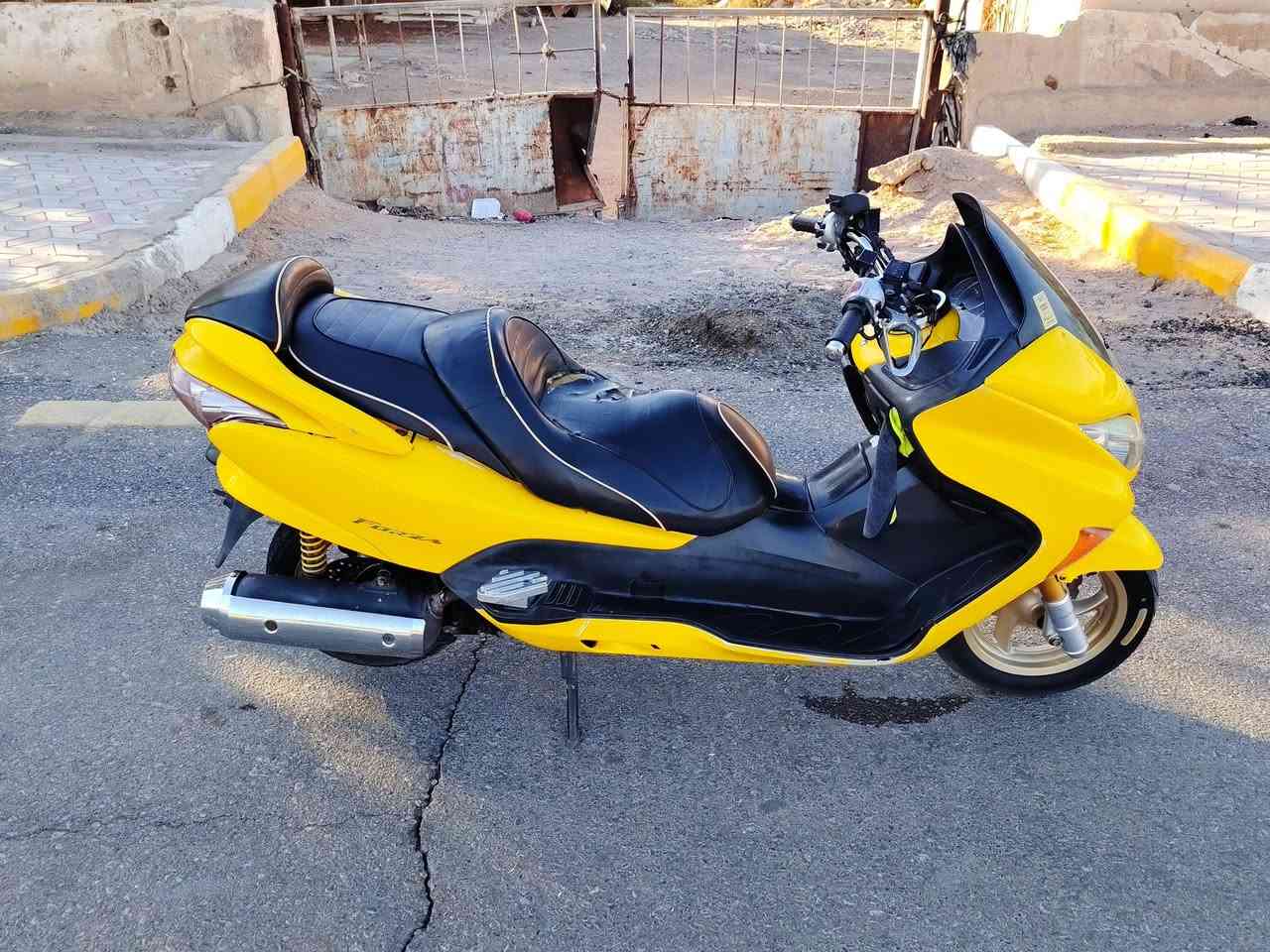 سلام عليكم وين إلي يدور نضيف
فورزه صفر 9
 للبيع او مراوس  
نوع 0/9
الصنع اليابان 🇯🇵 
الراديتر ✅
الفيت بم ✅
الجويتر ✅
الدشبول✅
التايرات✅
الويل ذهبي✅
المكينه ناعمه✅
الكرهبائيات كفاله ✅
حماوه نص ثابته ✅
لايت زنون ثلجي✅
مسجل بلادي ✅
تدفأى بل يدات بلادي ✅
نضام حمايه من السرقه بلادي ✅
نضافت ال كفرات ٩٥٪؜١٠٠
***********
المكان ميسان
