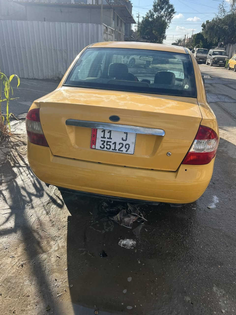 طيبه موديل ١٥ كفاله عامه 

سنوية لغاية ٣٠ 

هزة جديد شرط التحويل بسمي

شواصي لاخياس ولاتعمير ولاصبغ 

مصفره هيئه وغرامه 

تبريد تدفئه شغاله 

محرك مكفول لاتبخير ولاتنقيص ولادخان

الكير مكفول لاصوت ولايفلت 

مكفوله من الضربه والصبغ والتبديل والخياس 

كهربائيات كلهه شغاله

السعر 40وبيهه مجال حك جيتك 

مكان السياره بغداد الشعب 

رقم الهاتف***********
