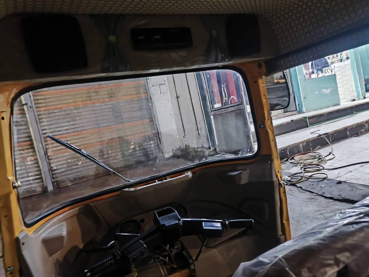 تكتك لبيع موديل 21مسجله 20لوجبه الولى
رقم بغداد نكليزي 
مكينه اكسن جديد 
السعرر 6100
العنوان بغداد حي نصر 
رقم الهاتف ***********
